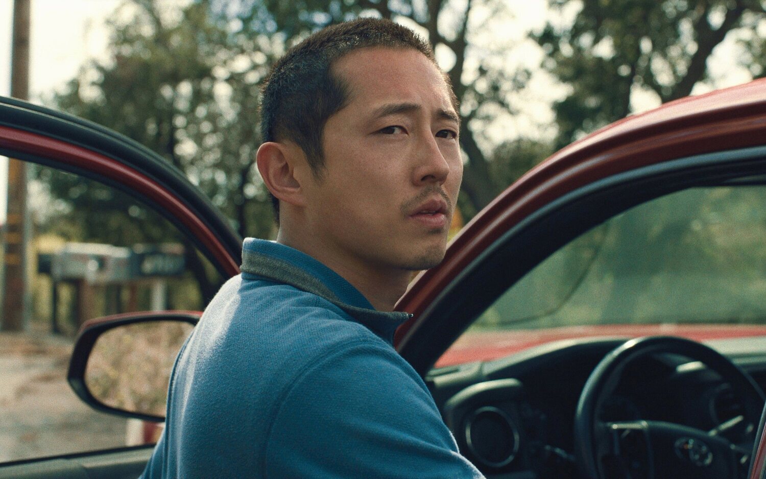 Steven Yeun en 'Bronca'