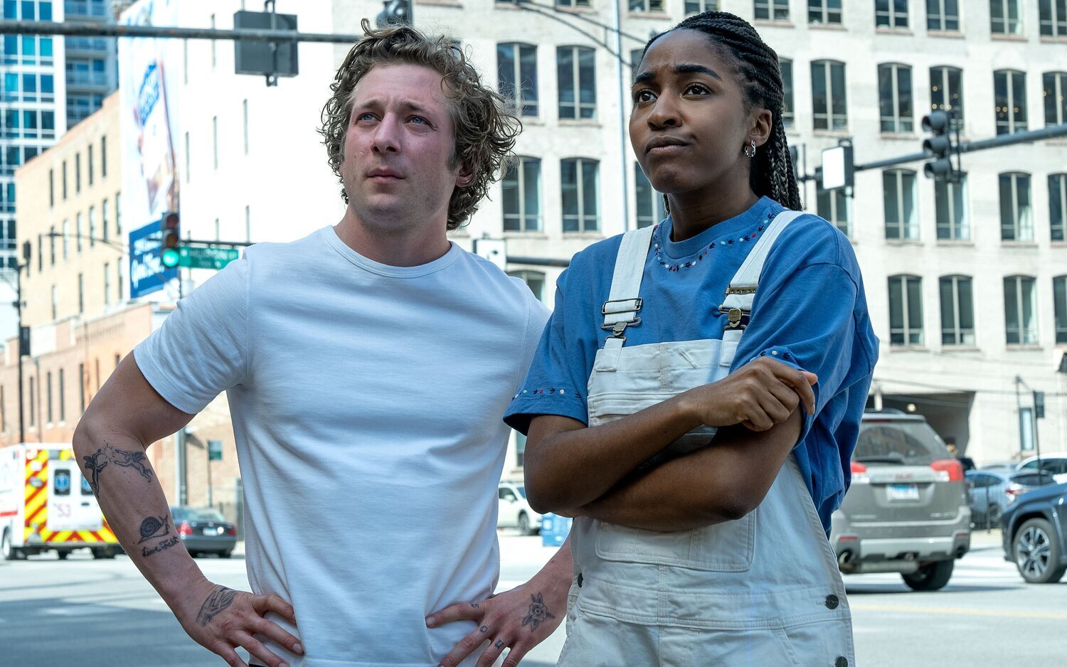 Jeremy Allen White y Ayo Edebiri en la segunda temporada de 'The Bear'