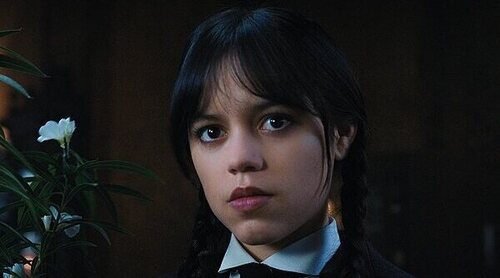 Jenna Ortega asegura que la temporada 2 de 'Merlina' se inclina más hacia el terror y está llena de acción