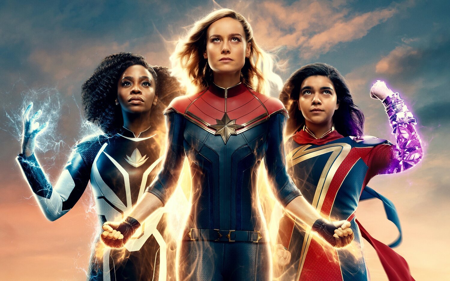 Teyona Parris, Brie Larson e Iman Vellani en el póster de 'The Marvels' para Disney+