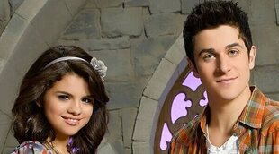 Selena Gomez y David Henrie comparten las primeras imágenes del rodaje del regreso de 'Los magos de Waverly Place'