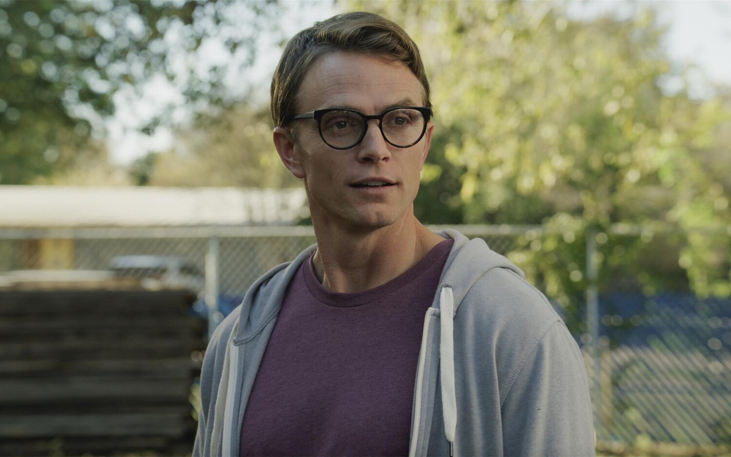 Wilson Bethel en su último trabajo 'Match Me If You Can'