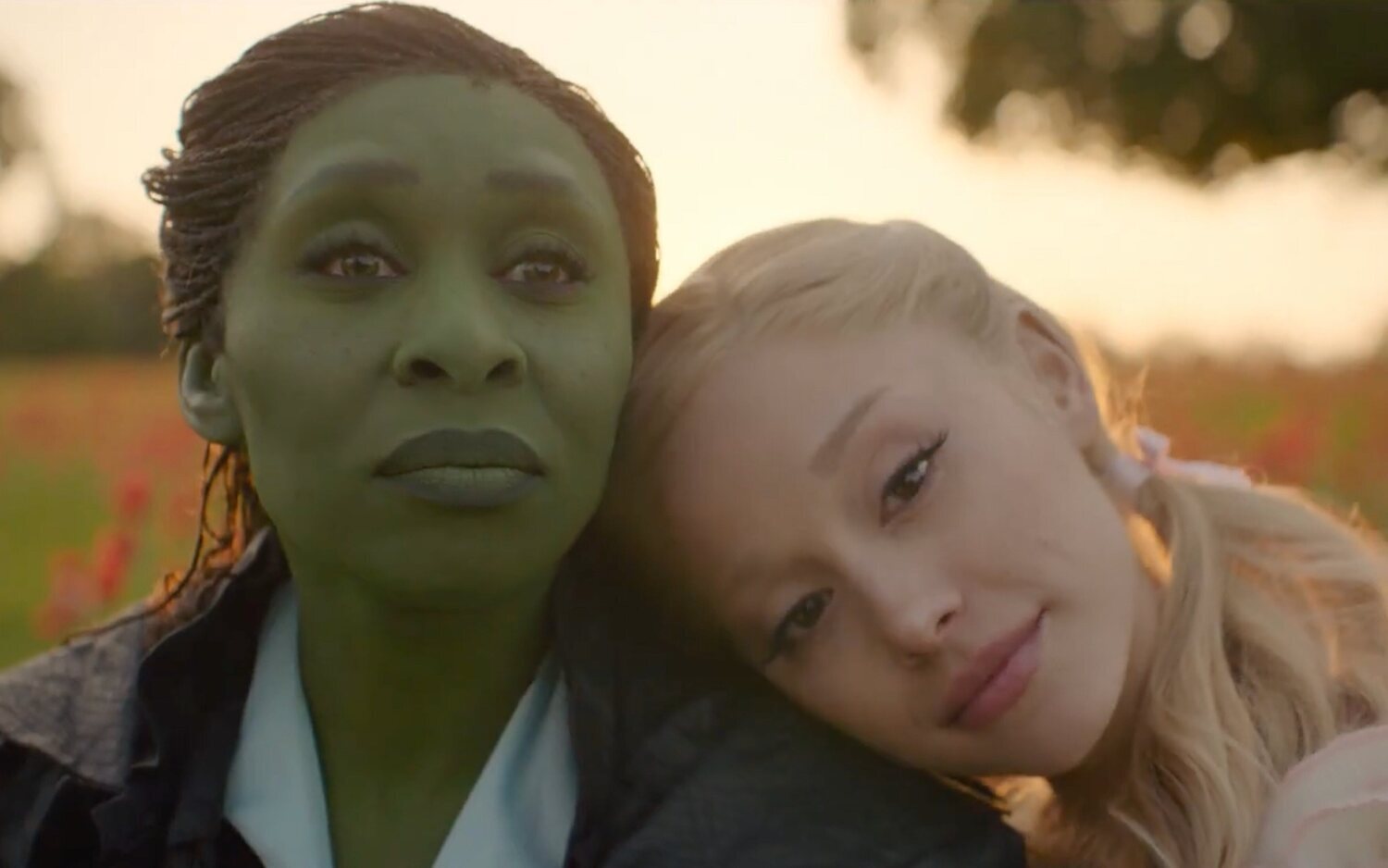 Cynthia Erivo y Ariana Grande son Elphaba y Glinda en 'Wicked'