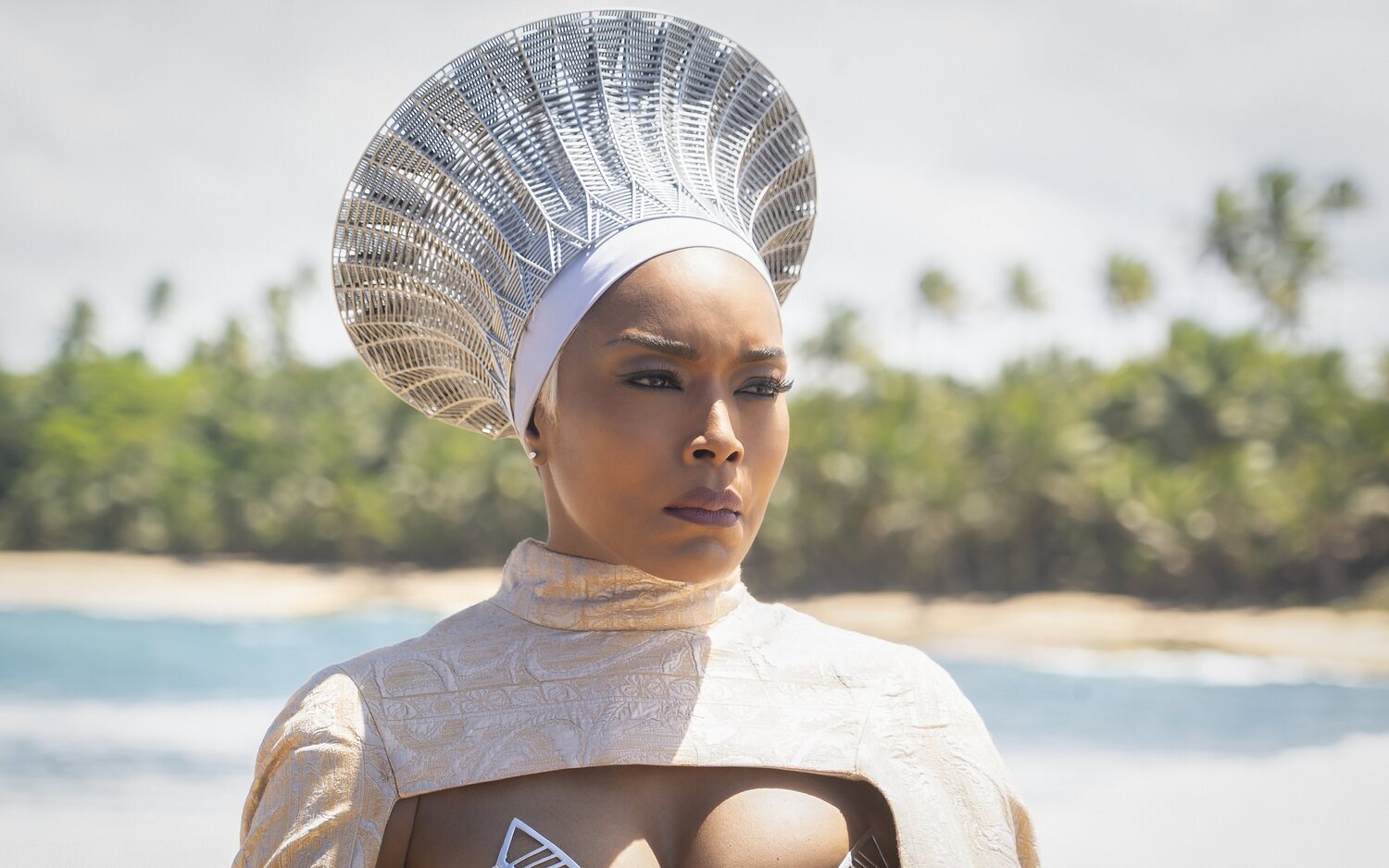 Angela Bassett como Ramonda en 'Black Panther: Wakanda Forever'