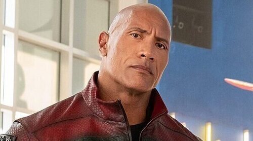 La reputación de Dwayne Johnson en entredicho: ¿Llega horas tarde a los rodajes y orina en botellas?