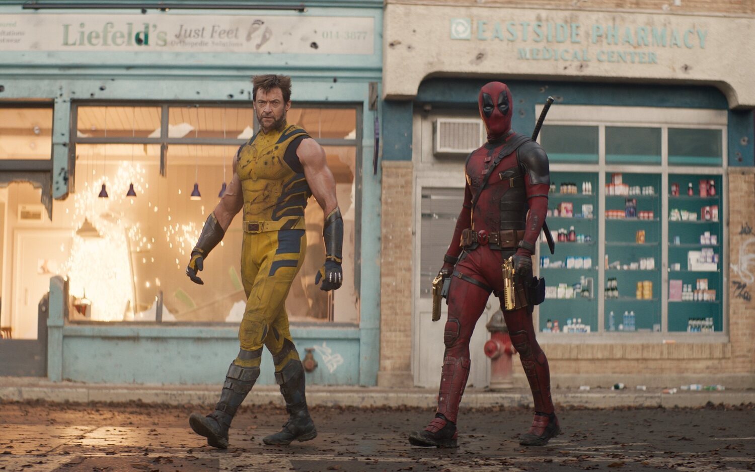 Ryan Reynolds y Hugh Jackman en 'Deadpool y Lobezno'