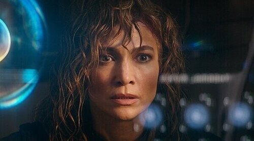 'Atlas', la nueva película de Jennifer Lopez, debuta en el número 1 de Netflix a pesar de las muchas críticas negativas