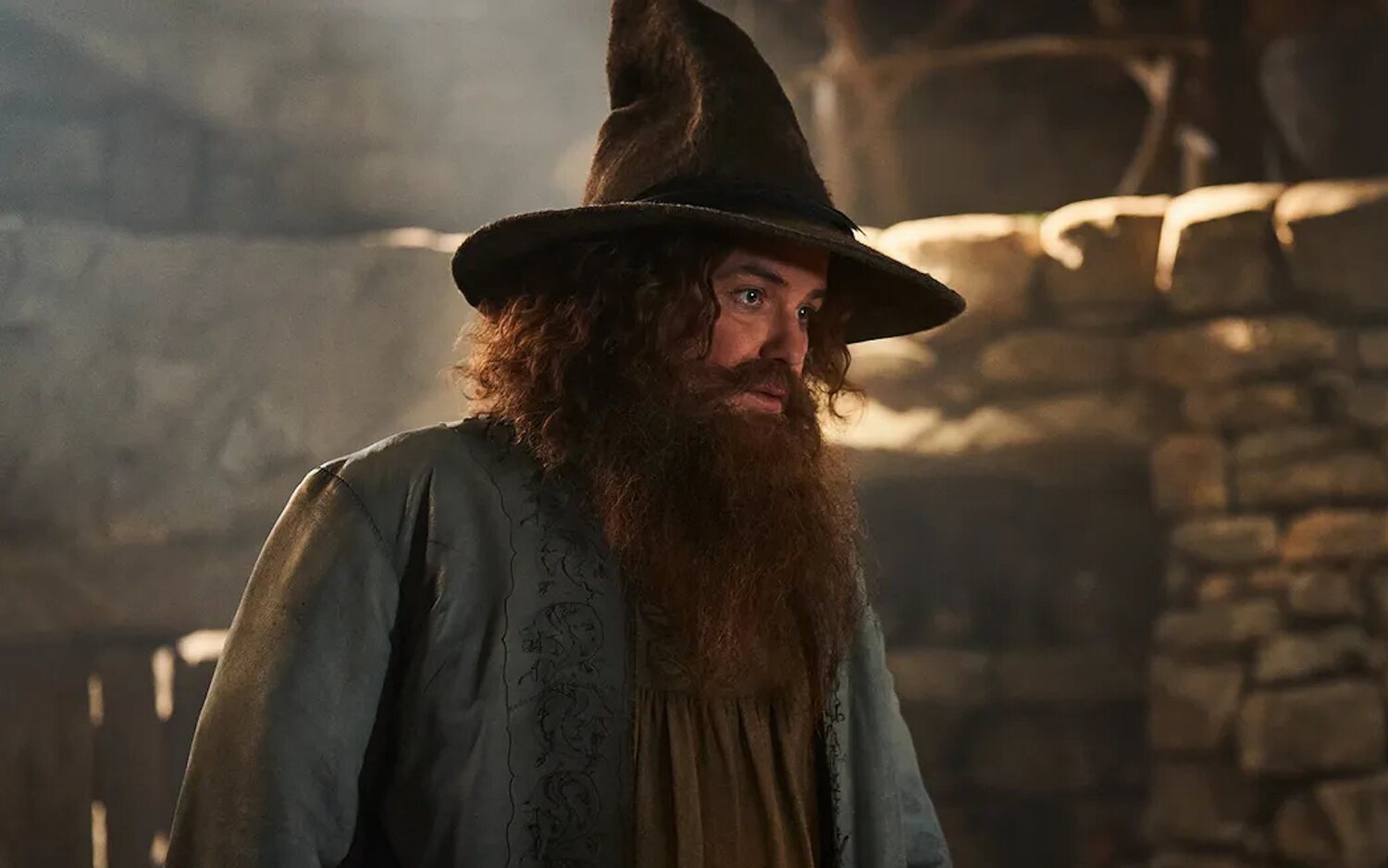 Rory Kinnear como Tom Bombadil en 'Los anillos de poder'