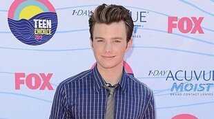 Chris Colfer confiesa que le aconsejaron no salir del armario en 'Glee'