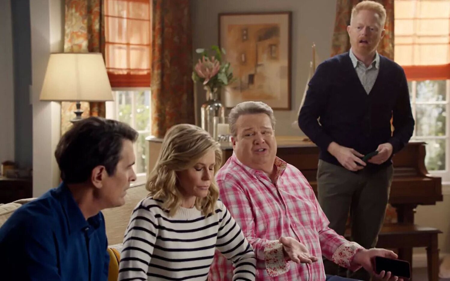 El elenco de 'Modern Family' en el anuncio de WhatsApp