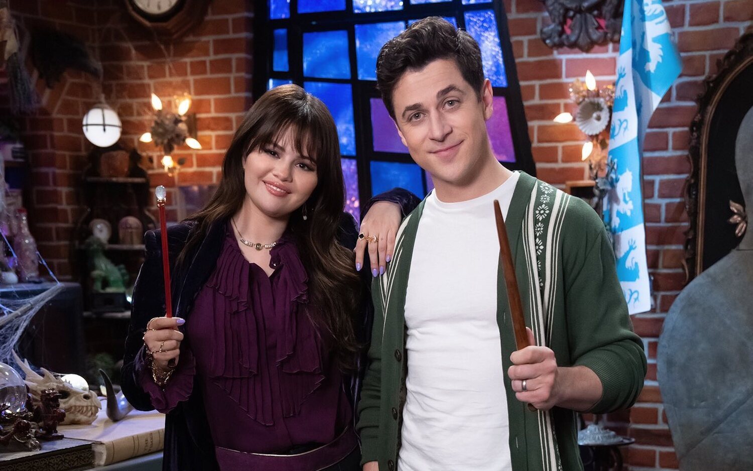 David Henrie y Selena Gomez en 'Wizards Beyond Waverly Place'