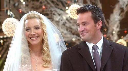 Lisa Kudrow no soportaba ver 'Friends', pero ha decidido hacerlo en homenaje a Matthew Perry