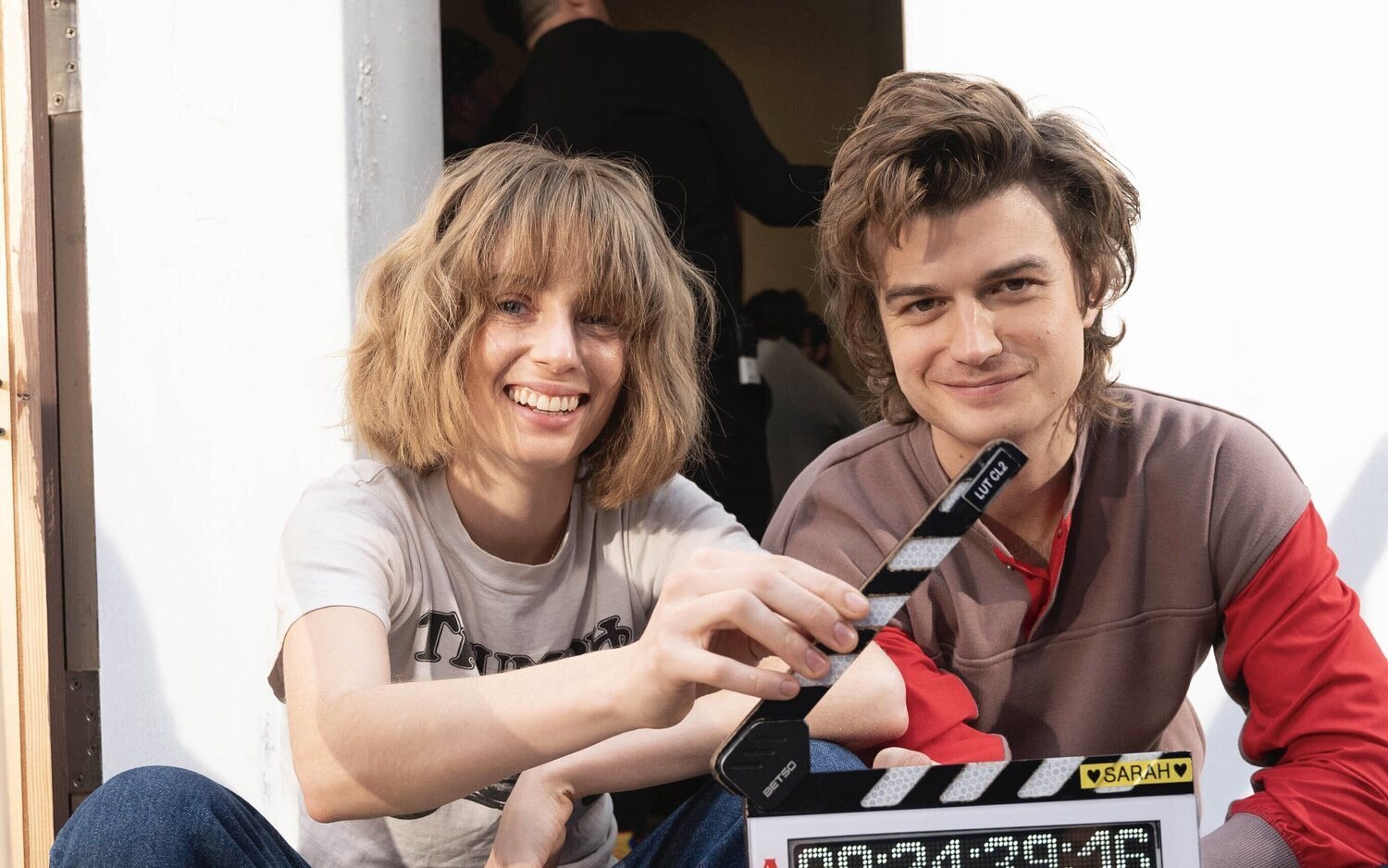 Maya Hawke y Joe Keery en la grabación de 'Stranger Things 5'