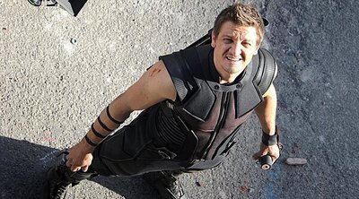 Jeremy Renner bombardea de mensajes el móvil de Robert Downey Jr. tras el anuncio de su regreso al UCM como villano