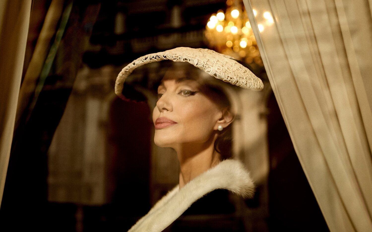 Angelina Jolie como Maria Callas en 'Maria'