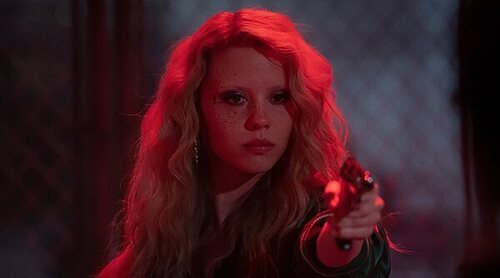 'MaXXXine': El actor que demandó a Mia Goth por agresión, acusado de amenazar con distribuir revenge porn