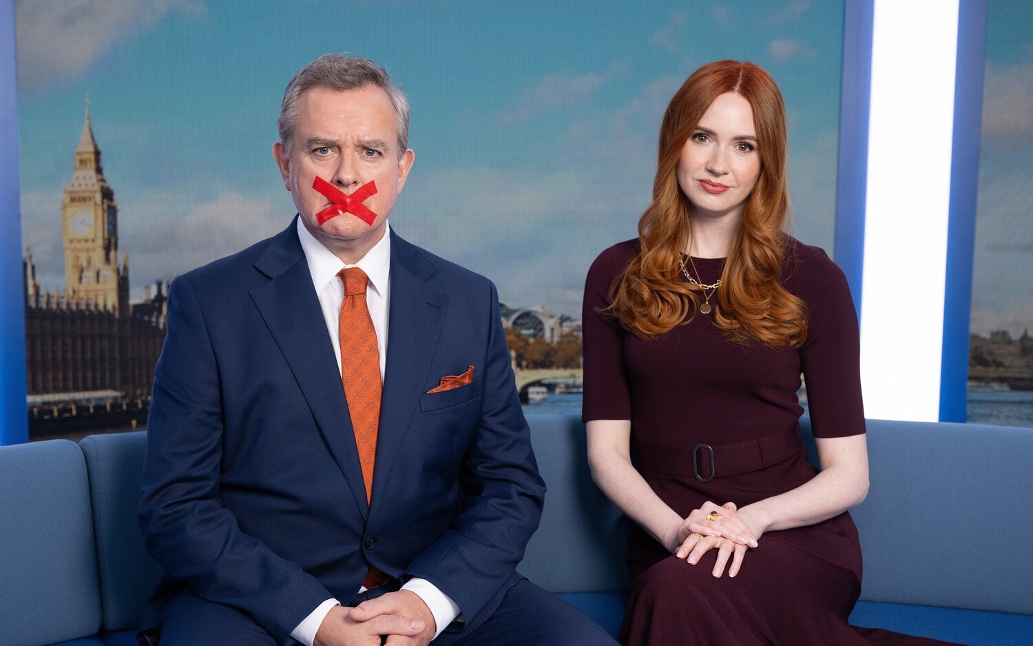 Hugh Bonneville y Karen Gillan en 'Douglas is Cancelled'