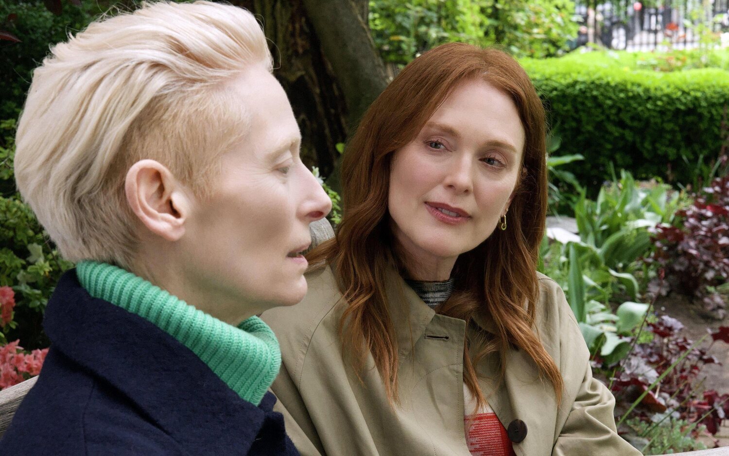 Tilda Swinton y Julianne Moore en 'La habitación de al lado'