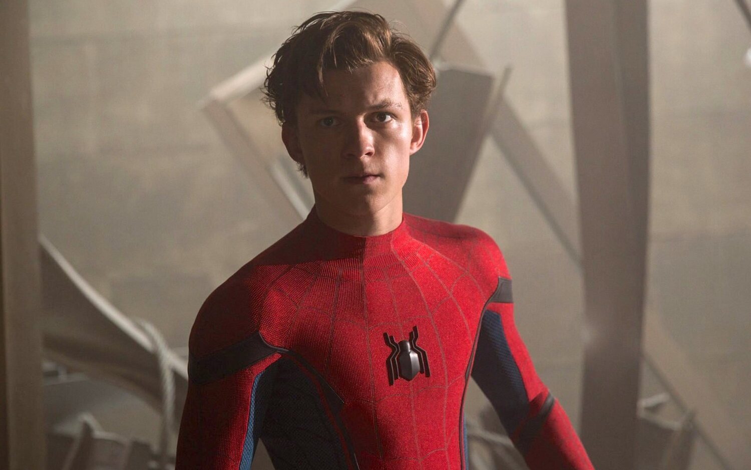 Tom Holland como Spider-Man