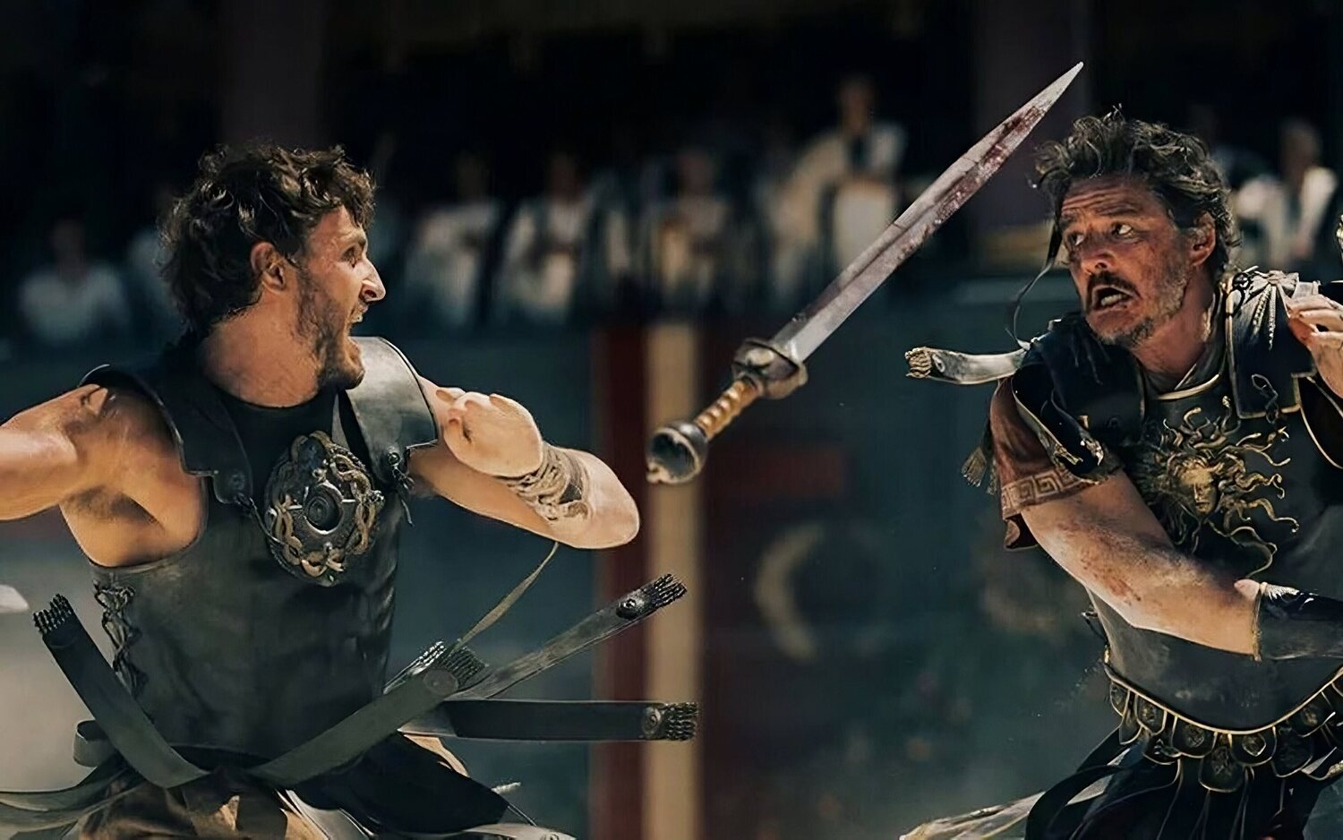 Lucius (Paul Mescal) y Marcus Aracius (Pedro Pascal) luchan por el poder en 'Gladiator II'