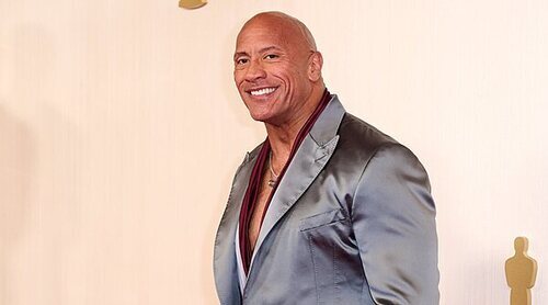 Dwayne Johnson responde a las críticas por llegar tarde a los sets y orinar dentro de botellas