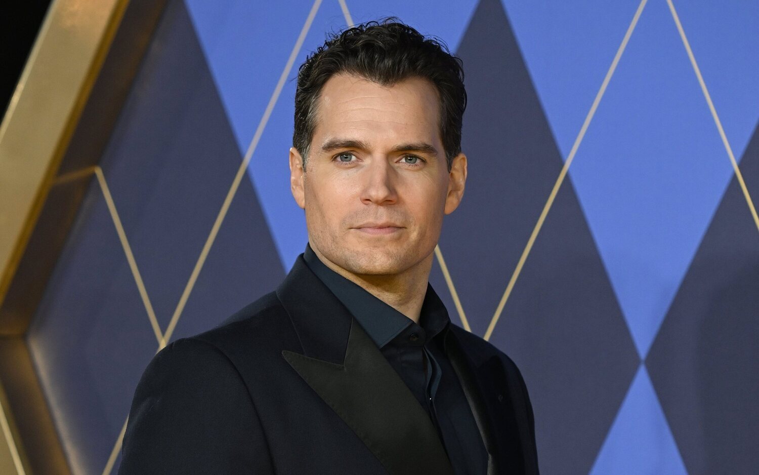 Henry Cavill protagoniza y produce 'Warhammer 40000'