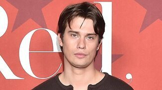 Nicholas Galitzine impresiona con el resultado de su entrenamiento para convertirse en He-Man