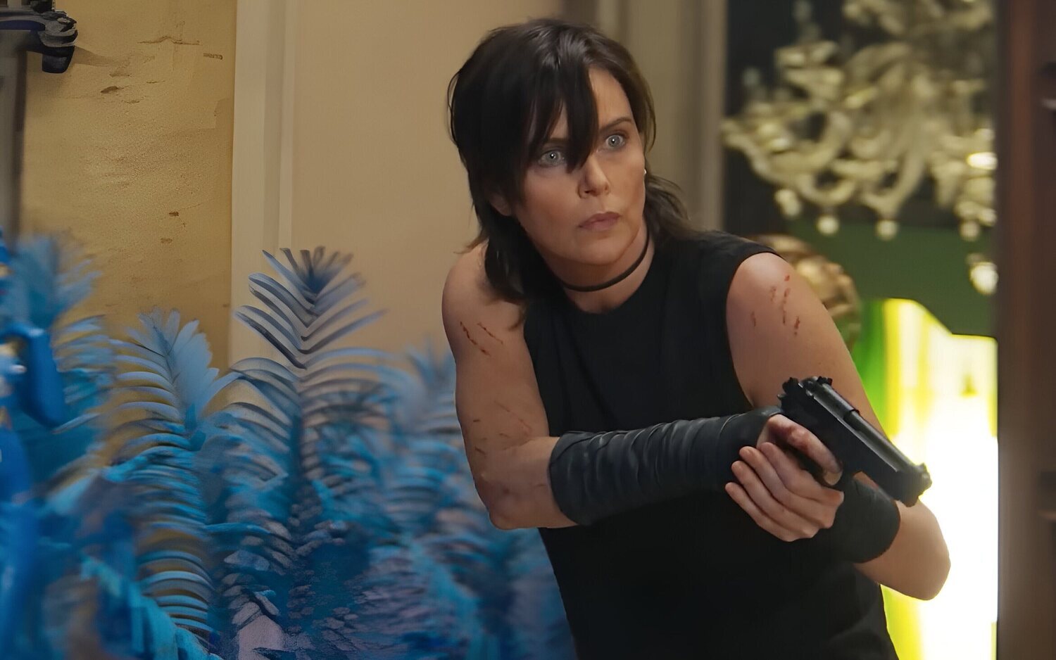 Andy (Charlize Theron), lista para la acción en 'La vieja guardia 2'