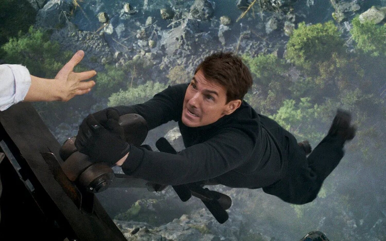 Tom Cruise se juega la vida en 'Misión Imposible: Sentencia final'