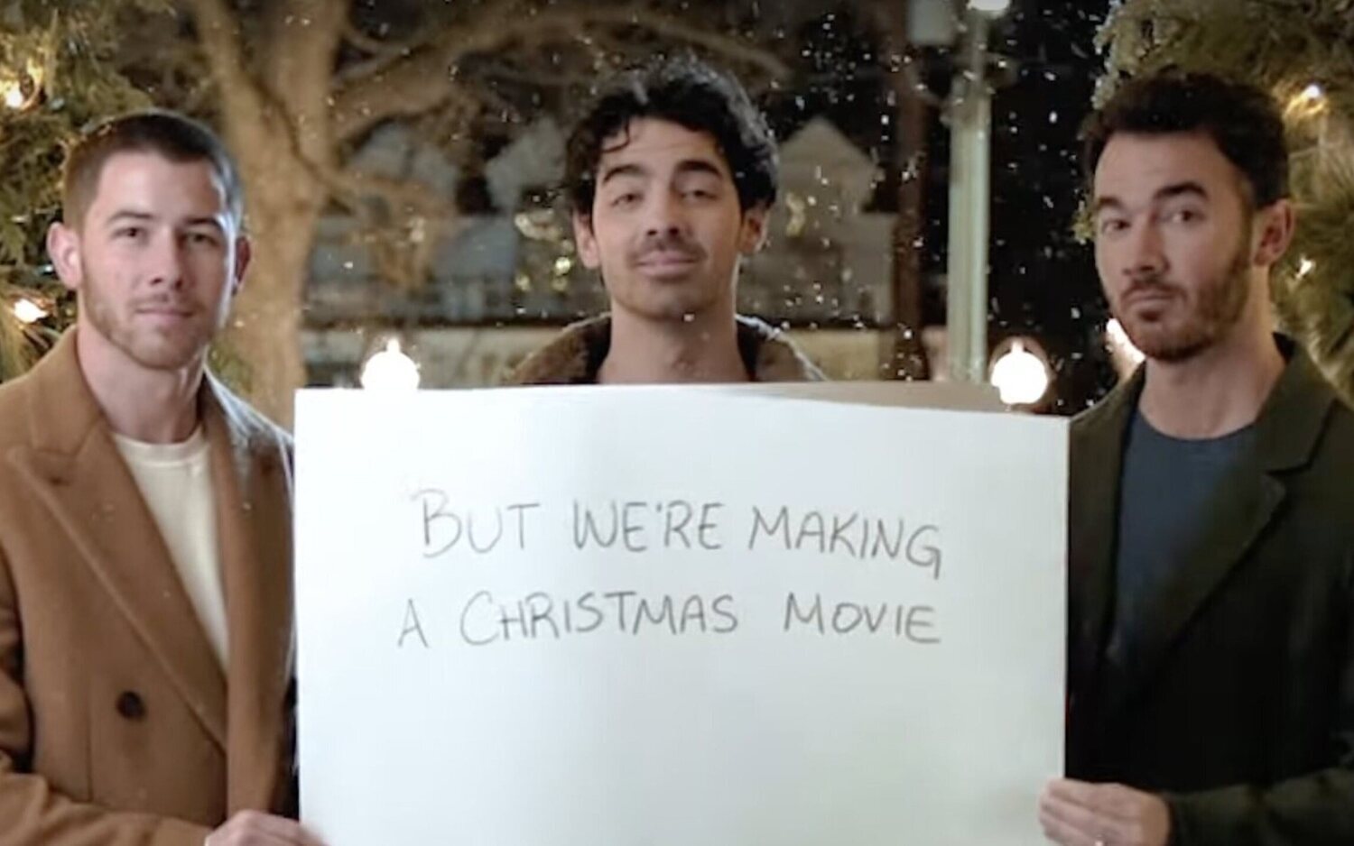 Jonas Brothers protagonizan 'A Very Jonas Christmas'