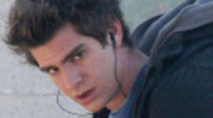 Andrew Garfield, colgado en el set de rodaje de 'The Amazing Spider-Man'