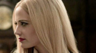 Johnny Depp y Eva Green se enfrentan en la nueva imagen de 'Dark Shadows'