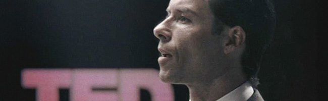 Guy Pearce en el viral de Prometheus