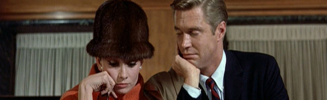 Audrey Hepburn y George Peppard en 'Desayuno con diamantes'