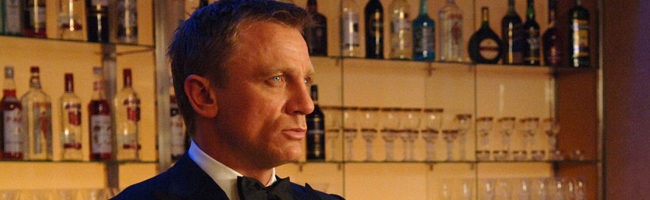 Daniel Craig como James Bond