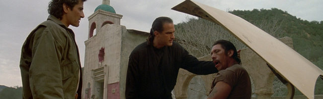 Steven Seagal y Danny Trejo en 'Señalado por la muerte'