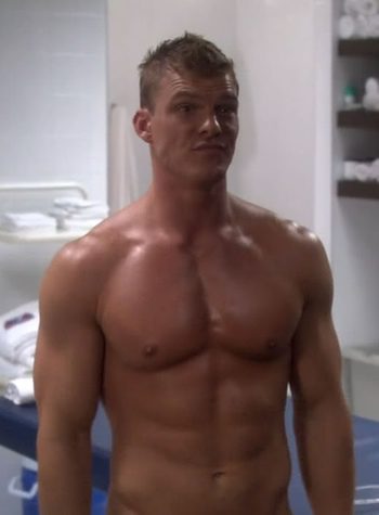 El actor Alan Ritchson dará vida al tributo Gloss en 'Los juegos del