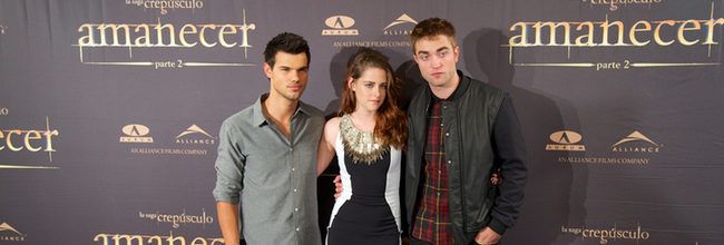 Taylor Lautner, Kristen Stewart y Robert Pattinson con 'Amanecer. Parte 2' en Madrid