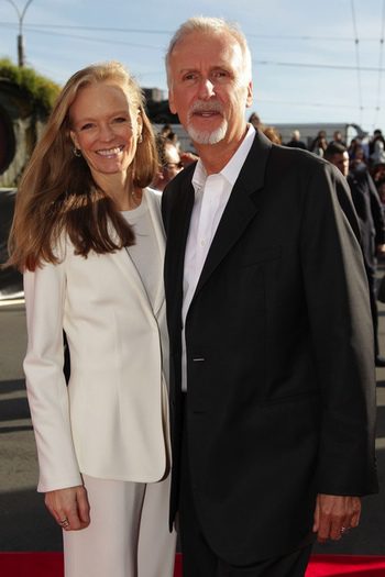 James Cameron en la premiere de El Hobbit