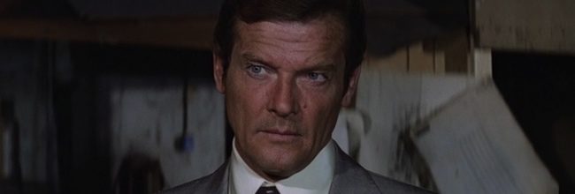 Roger Moore en La espía que me amó