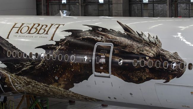 Avión de Air New Zealand decorado con el dragón Smaug