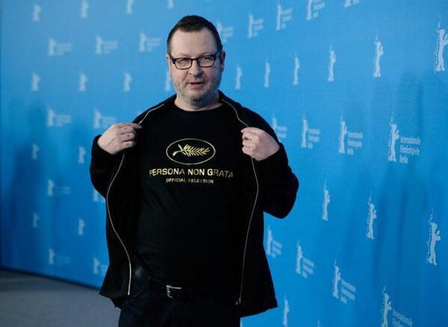 Lars Von Trier en la Berlinale con su camiseta de 