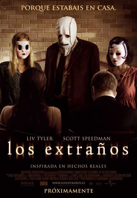 'Los extraños' ya tiene cartel en español