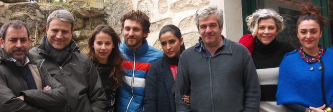 Los actores y el director en el rodaje de 'Las ovejas no pierden el tren'