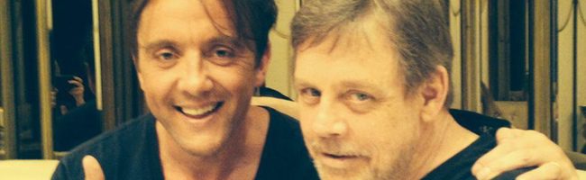 Peter Serafinowicz con Mark Hamill en Londres