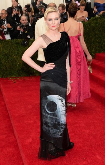 Kirsten Dunst en la MET Gala 2014