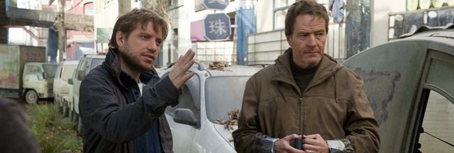 Gareth Edwards y Bryan Cranston en el rodaje de Godzilla