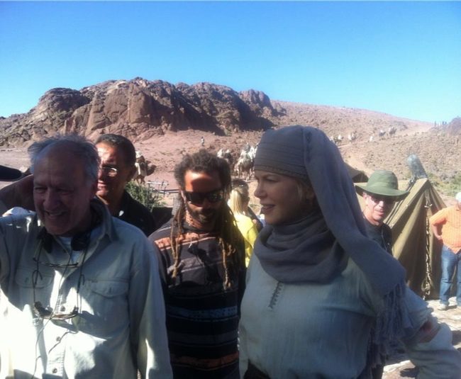 Werner Herzog y Nicole Kidman en el rodaje de Queen of the Desert