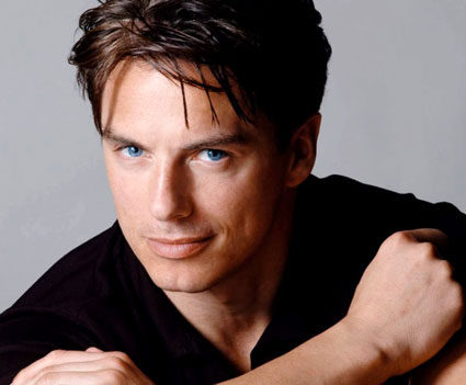 ¿Será John Barrowman el Capitán América?