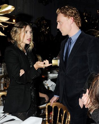 Elizabeth Olsen - Tom Hiddleston